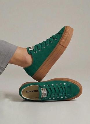 Женские кожаные кроссовки converse midnight clover gum honey chuck taylor all star lift ox | converse в