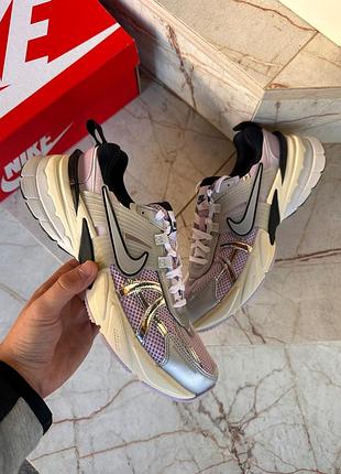 Nike v2k run platinum violet