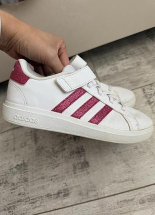 Кросівки adidas 34р 22см