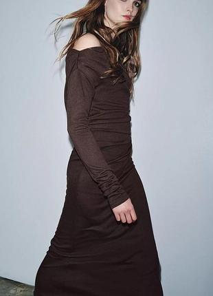 Сукня коричнева із перлиною zara.