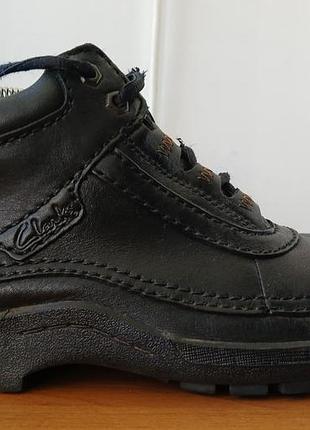 Кожаные ботинки фирмы clarks gore-tex 4