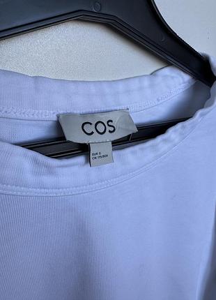 Білий лонгслів від cos 3