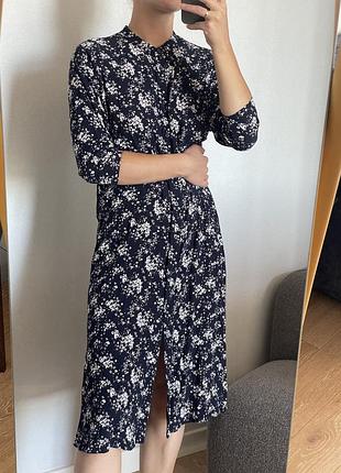 Продам фірмову віскозну сукню-сорочку uniqlo (оригінал) в ідеальному стані!