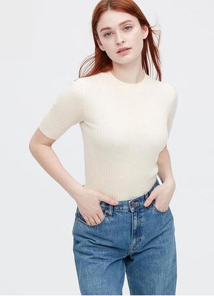 Джемпер  топ uniqlo  вовна короткий рукав в рубчик молочного кольору