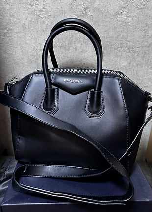 Одна сумка, тысяча луков: givenchy 2