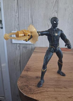 Фигурки человек паук делюкс черный 15 см титаны хасбро marvel spider-man marvel