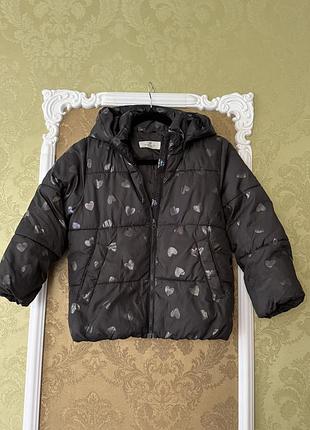 Курточка демисезонна демі на дівчинку 122-128 см зріст 6-8 років h&m чорна з блискучими сердечками