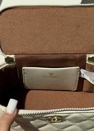 Сумка chanel нова біла 8