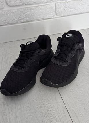 Жіночі,кросівки nike 3