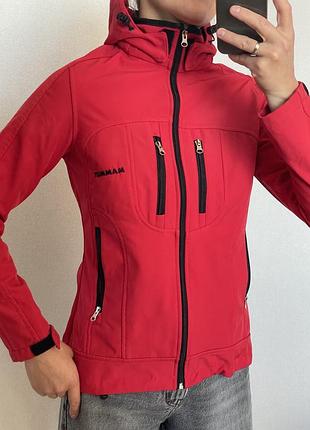 Продам оригінальну жіночу куртку mammut softshell у яскравому червоному кольорі!