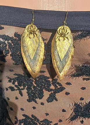 Серьги готика