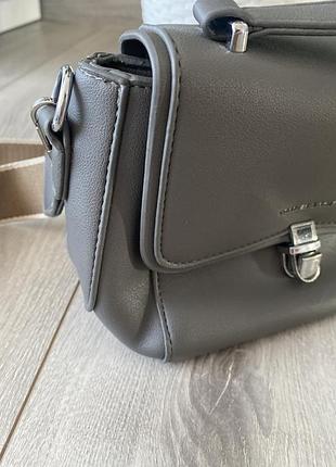 Сумочка сірого кольору 👜 2