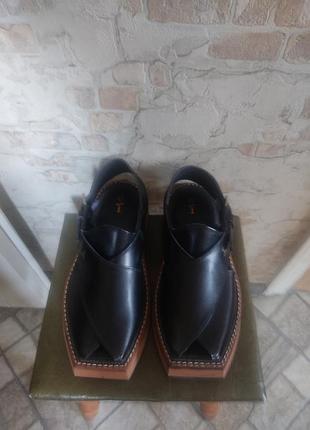 Чоловічі сандалі peshawari chappal.