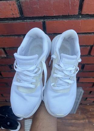 Кросівки adidas 2