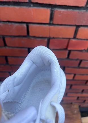 Кросівки adidas 5