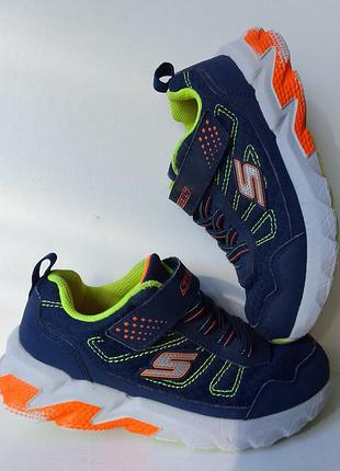 Кросівки skechers  31 розмір