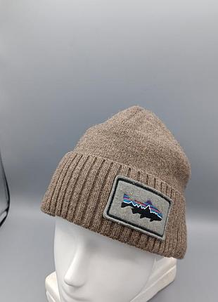 Оригінальна тепла шапка patagonia