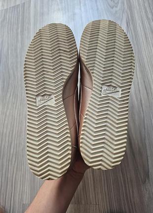 Жіночі кросівки nike cortez 6