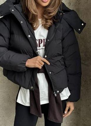 Зимова куртка bershka