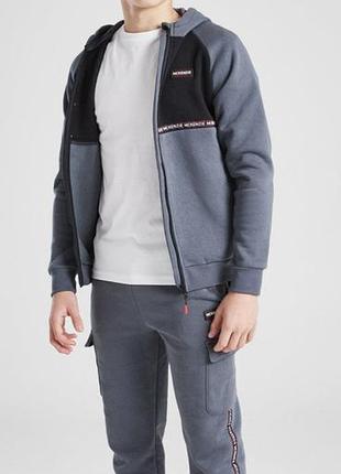 Костюмы теплые зимние,оригинал 3000/ 328