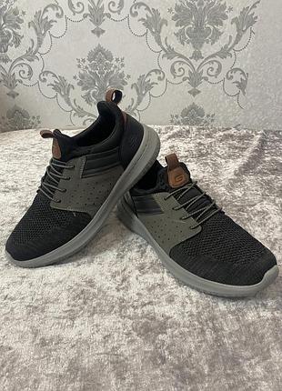 Кросівки skechers