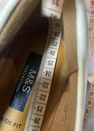 Туфлі marks and spenser 9