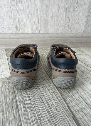 Дитяче взуття chicco 4