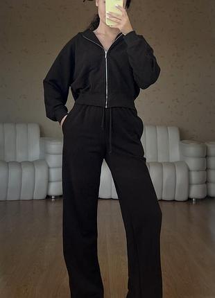 Костюм шоколадний usual
