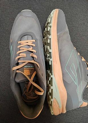 Отличные кроссовки karrimor 2