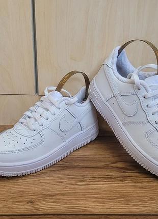 Кроссовки кожа nike 28,5 размер