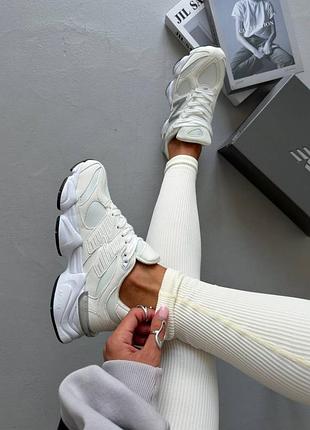 9060 white/grey 5