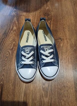 Продам жіночі кеди бренду converse