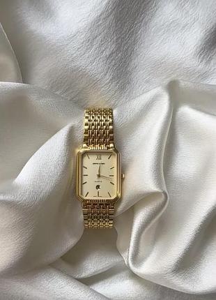 Вінтажний годинник vintage pierre cardin watch