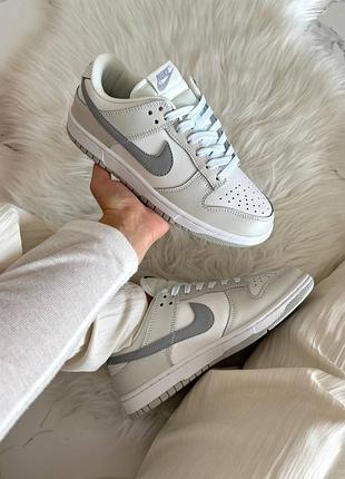 Женские кроссовки nike sb dunk low white grey найк данк белого с серым цветами
