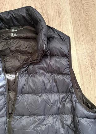 Пухова жилетка uniqlo оригінал 2