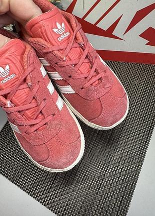 Оригинальные кроссовки adidas 4