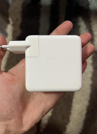 Оригінальний зарядний пристрій, блочок  apple 61w usb-c (a1718)