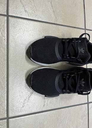 Кроссовки adidas 36 р 6