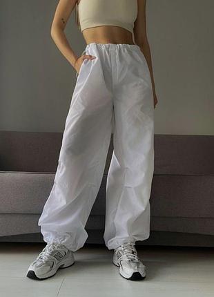 Женские брюки карго парашюты оверсайз bershka cargo oversized parachute h&m широкие штаны новые тренд оверсайз для танцев широченные zara модные