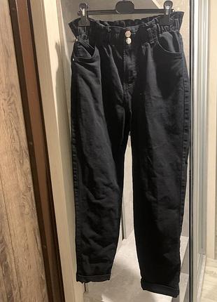 Джинси bershka. стрейч котон. р. 26