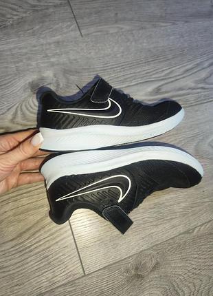 Кросівки nike 30.5