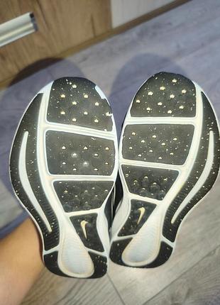 Кроссовки nike 30.5 5
