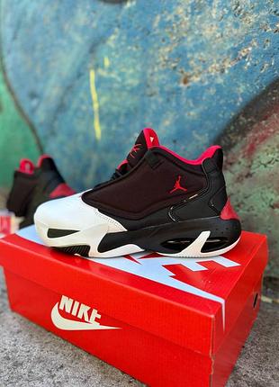Nike jordan aura 4 white red black 6