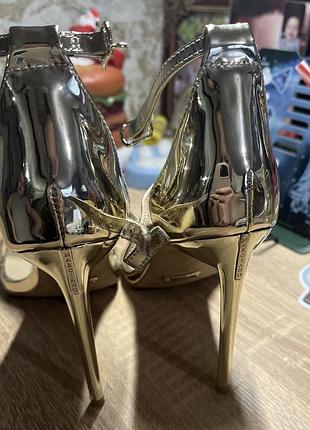 Босоніжки guess 3