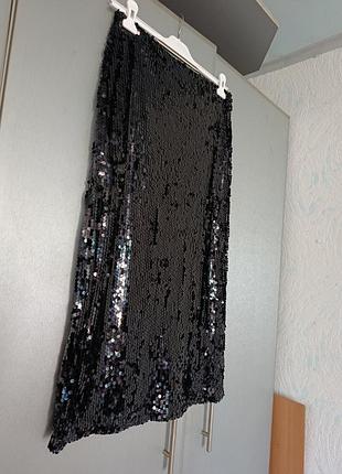 Юбка в пайетки новая