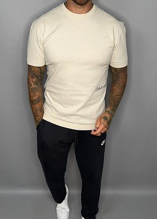 Футболка calvin klein
