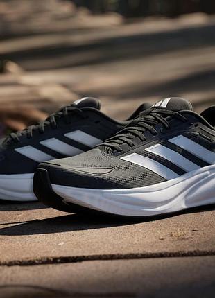 Кросівки adidas response 2 р43,44оригінальні з сша