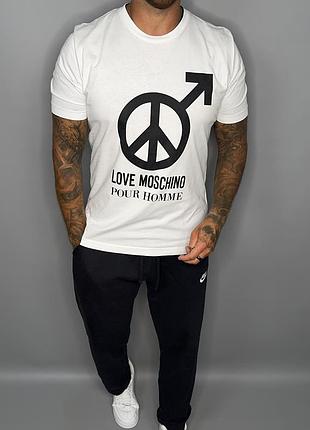 Футболка love moschino