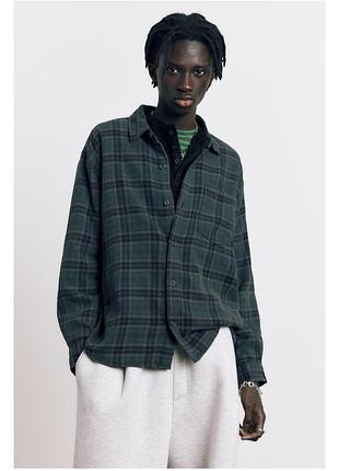 Чоловіча бавовняна сорочка в клітинку pull&bear