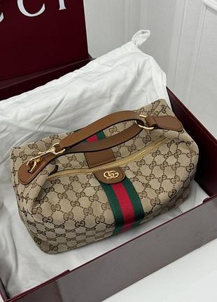 Велика містка косметичка нессер gucci